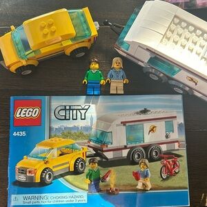 LEGO #4435 City Car and Caravan